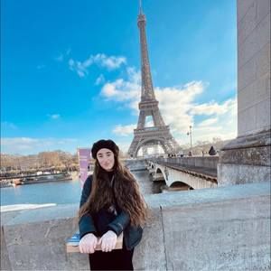 Meet your Posher, Emily